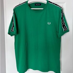 Fred Perry t-shirt